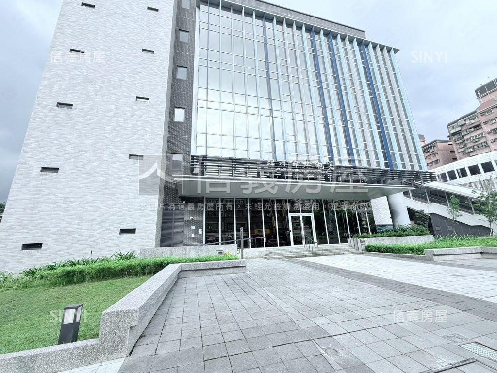 新店近捷運站收租好選擇房屋室內格局與周邊環境