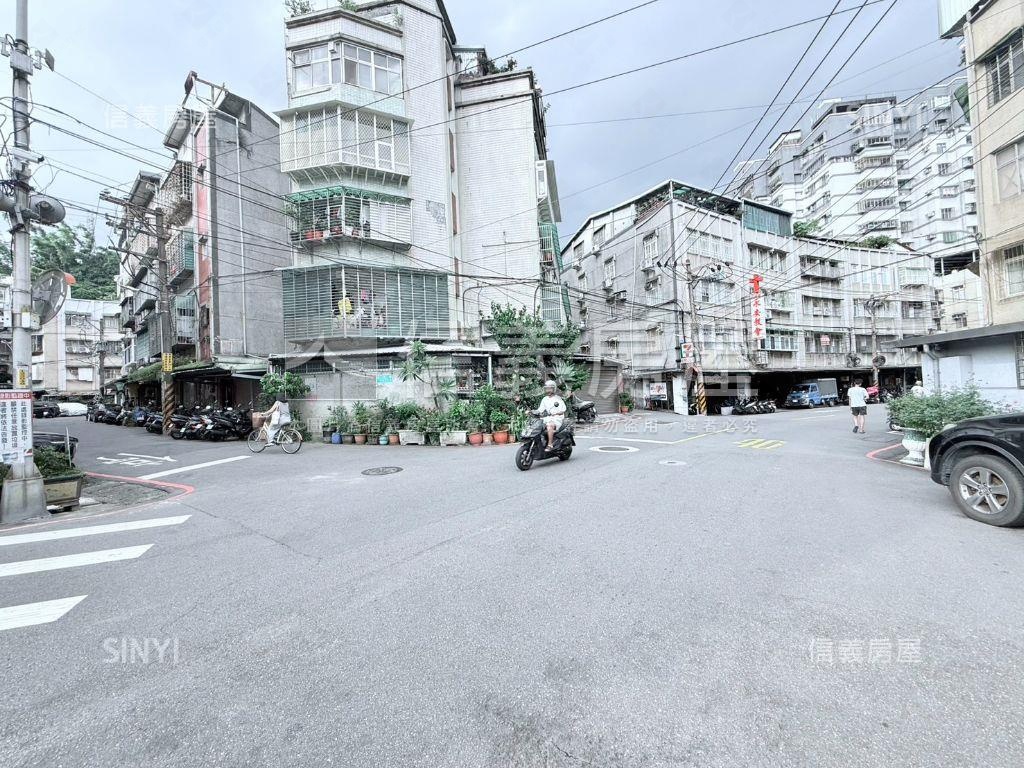 新店近捷運站收租好選擇房屋室內格局與周邊環境