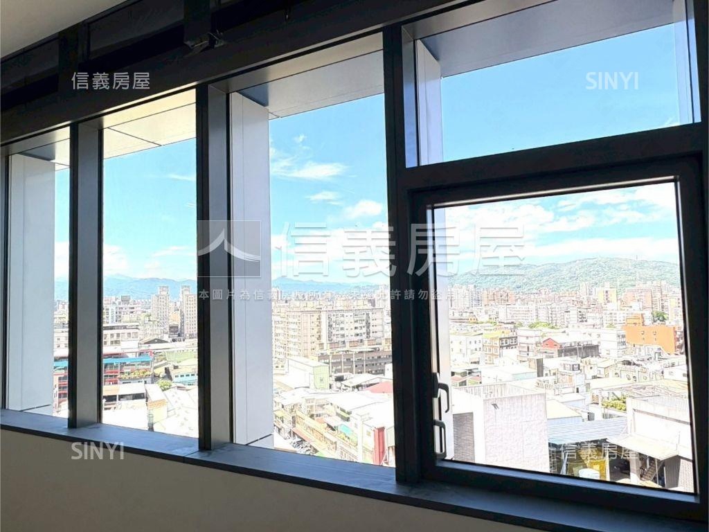 華固國家置地高樓邊間廠辦房屋室內格局與周邊環境