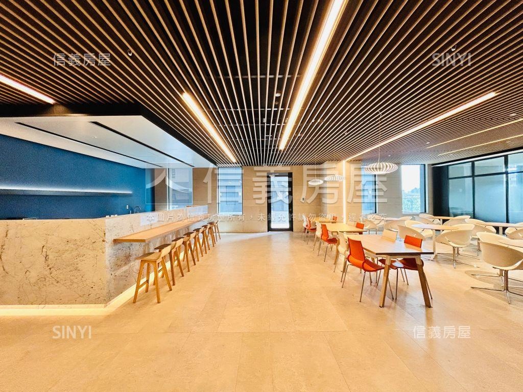 華固國家置地高樓邊間廠辦房屋室內格局與周邊環境