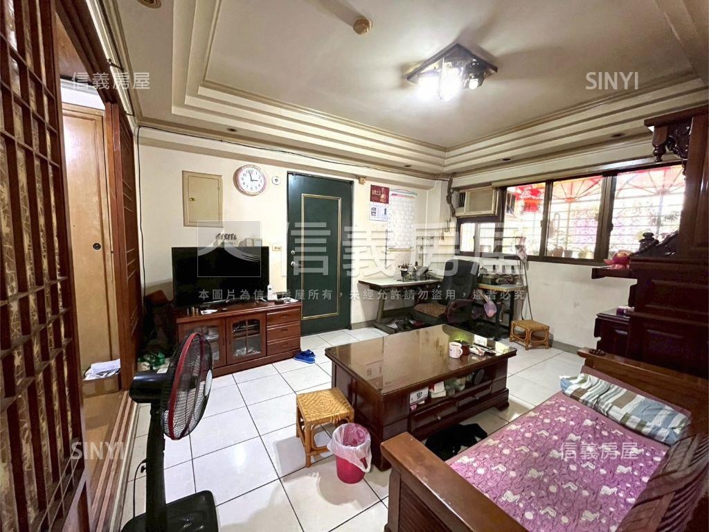 台北長安華廈３樓房屋室內格局與周邊環境