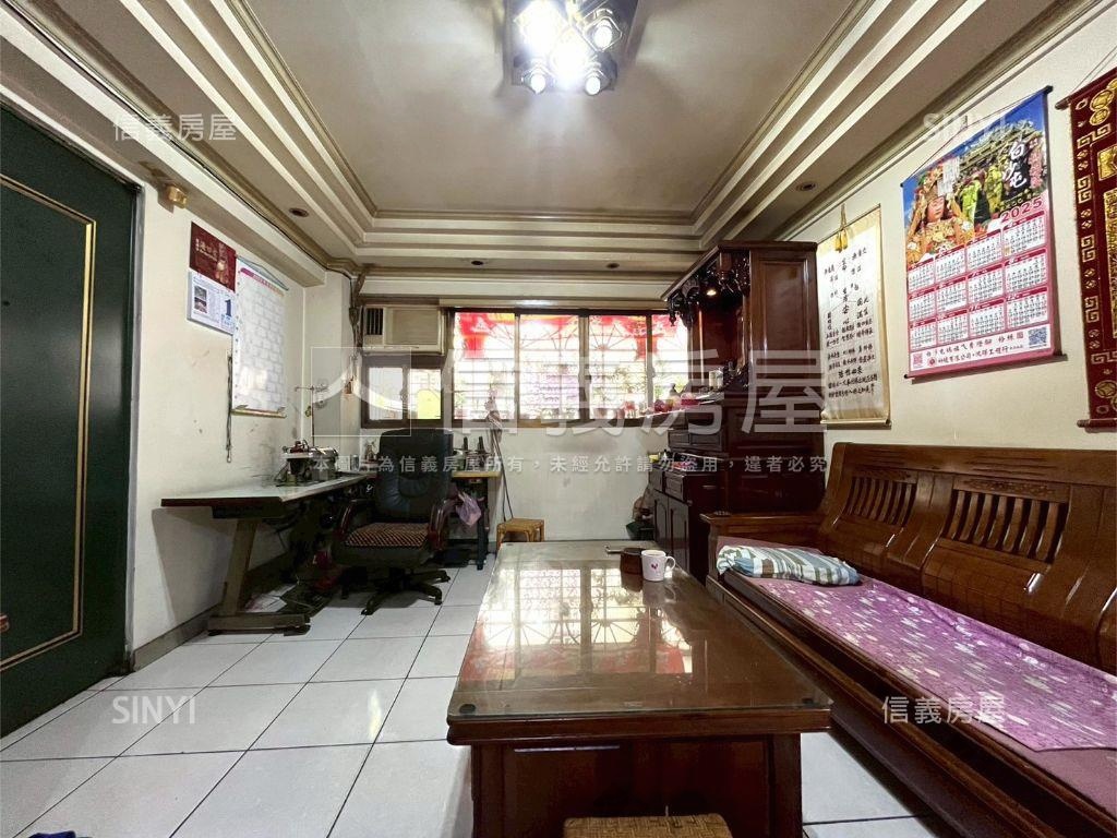 台北長安華廈３樓房屋室內格局與周邊環境
