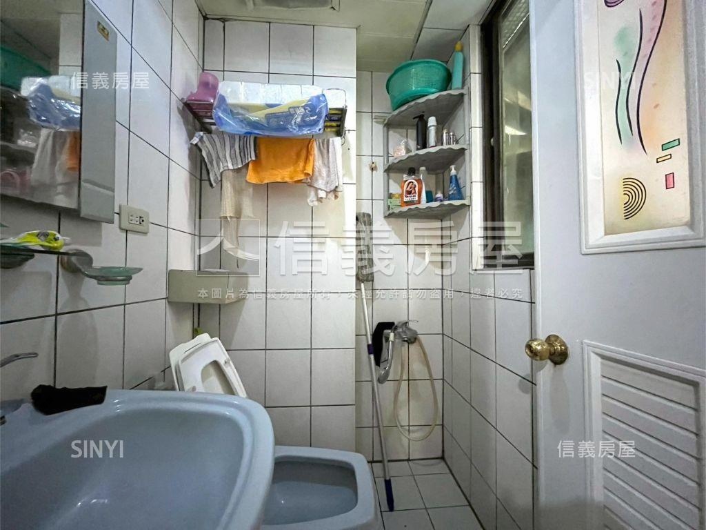 台北長安華廈３樓房屋室內格局與周邊環境