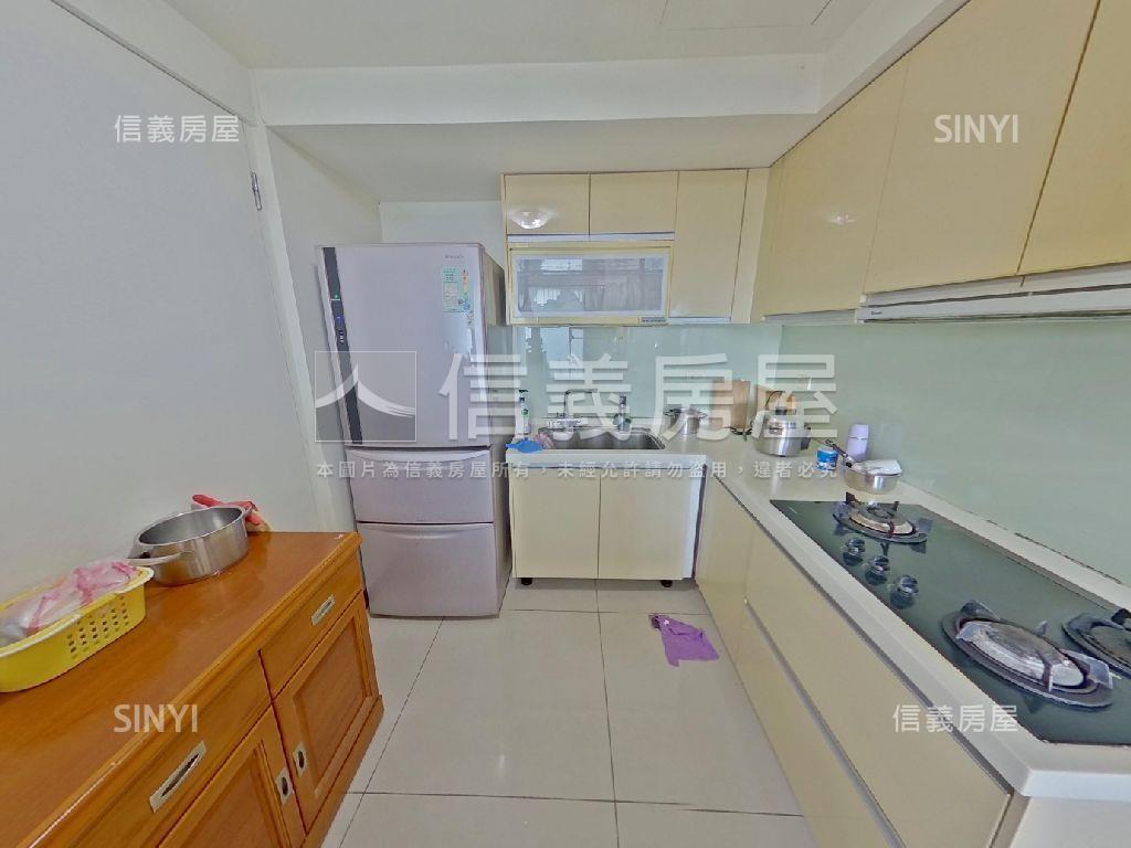 富旺新世紀三房雙衛浴開窗房屋室內格局與周邊環境