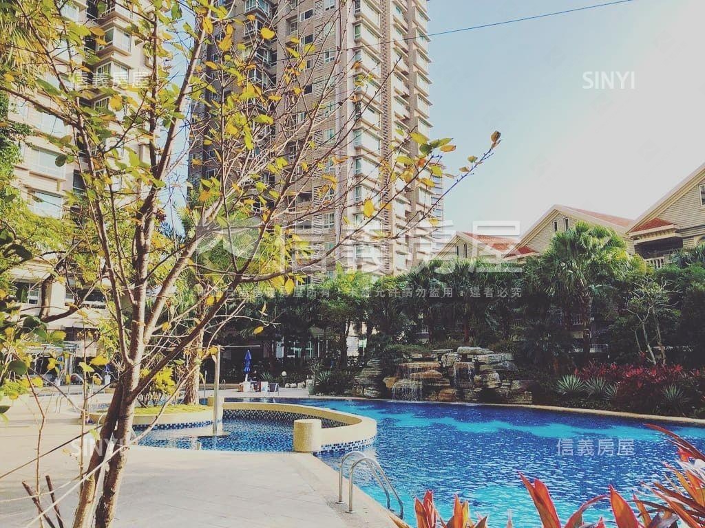 台北灣觀海Ｂ２邊間車位房屋室內格局與周邊環境