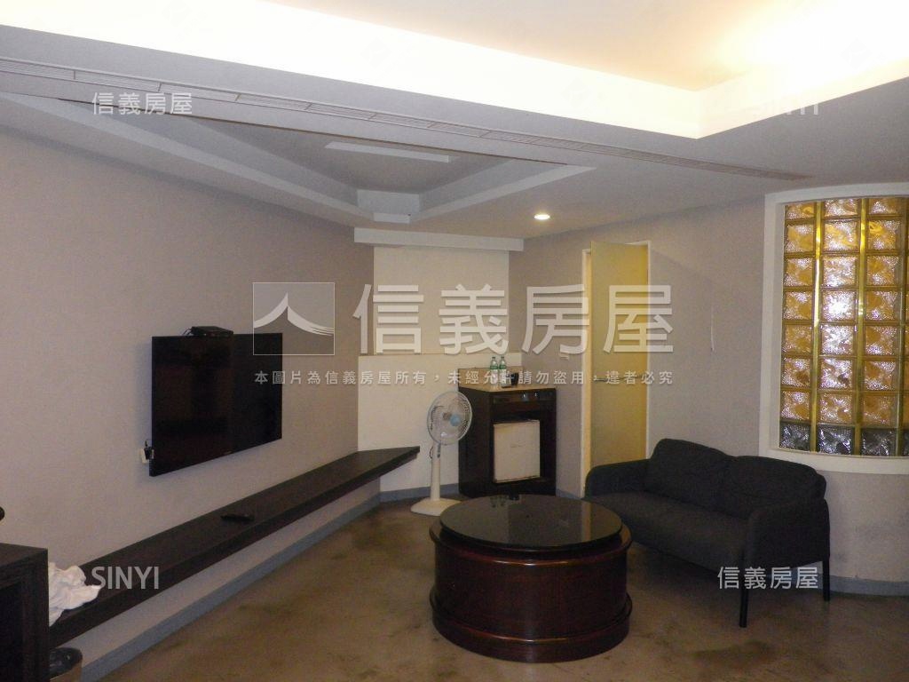 近火車站精緻精美裝潢屋房屋室內格局與周邊環境