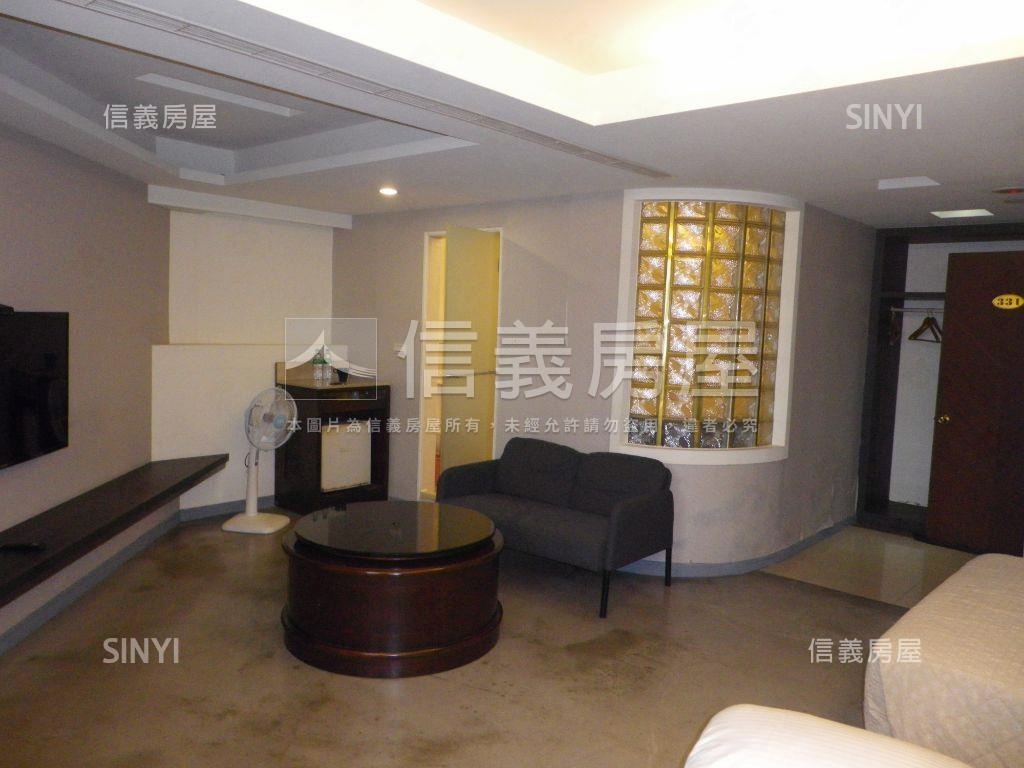 近火車站精緻精美裝潢屋房屋室內格局與周邊環境