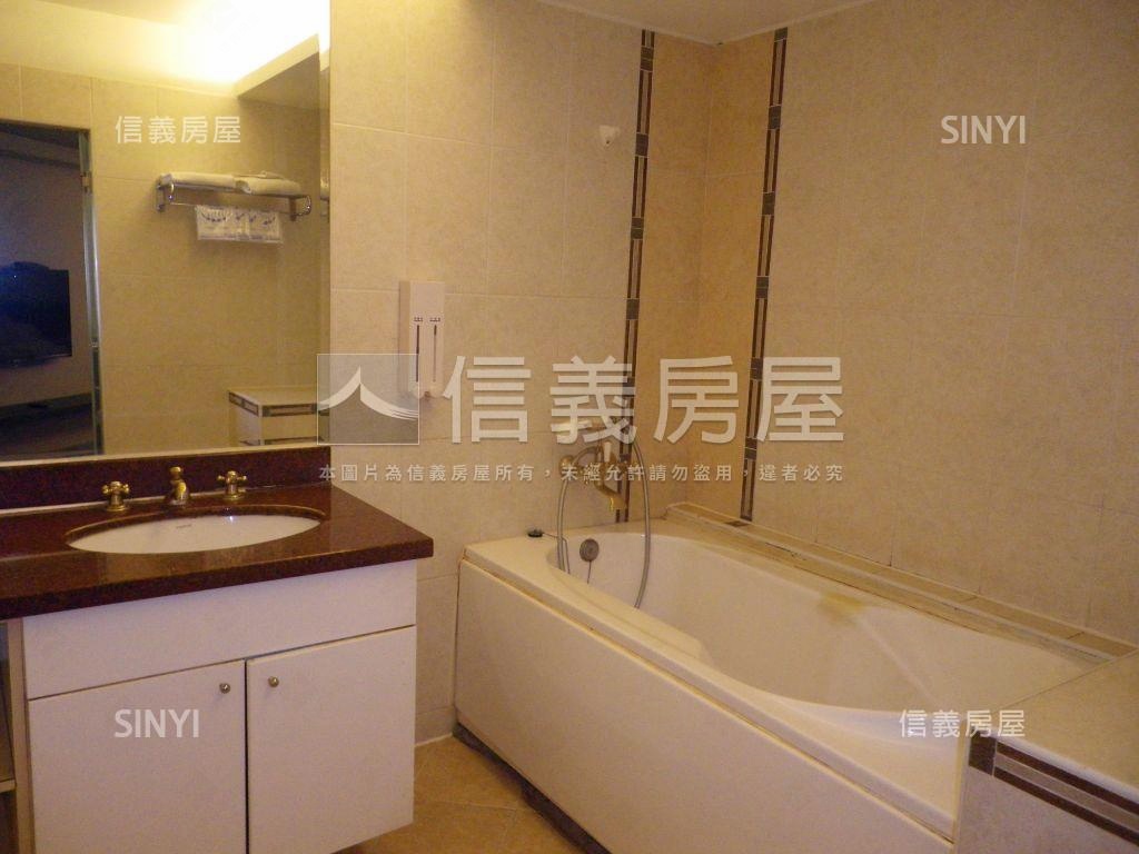 近火車站精緻精美裝潢屋房屋室內格局與周邊環境