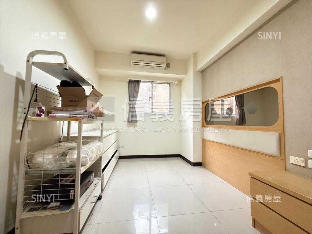 美學苑成家２房平面車位房屋室內格局與周邊環境