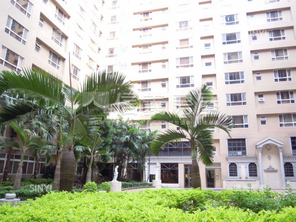 美學苑成家２房平面車位房屋室內格局與周邊環境