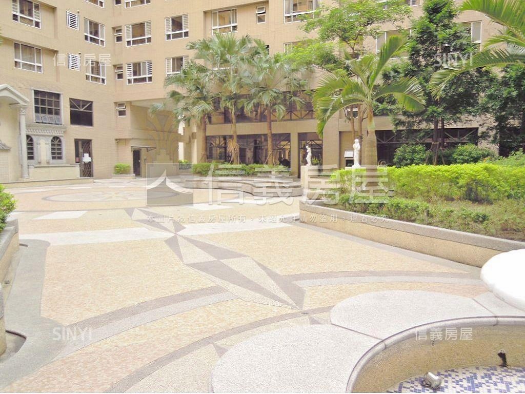 美學苑成家２房平面車位房屋室內格局與周邊環境