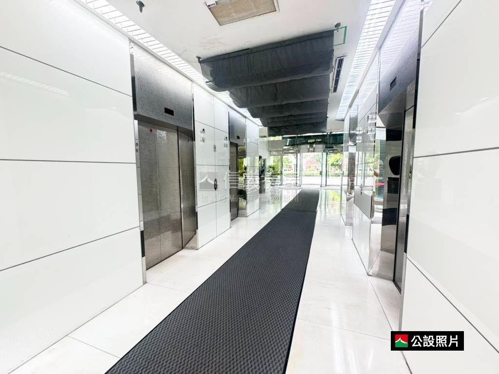 僑泰純辦附車位房屋室內格局與周邊環境