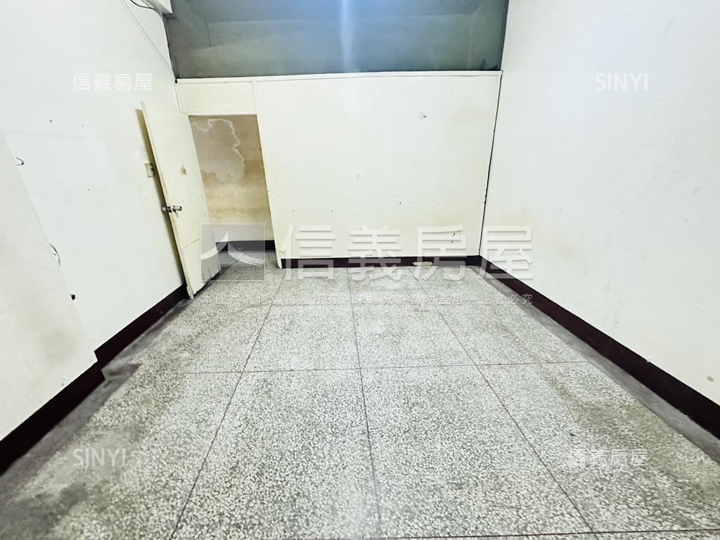 正市區便宜大透天房屋室內格局與周邊環境