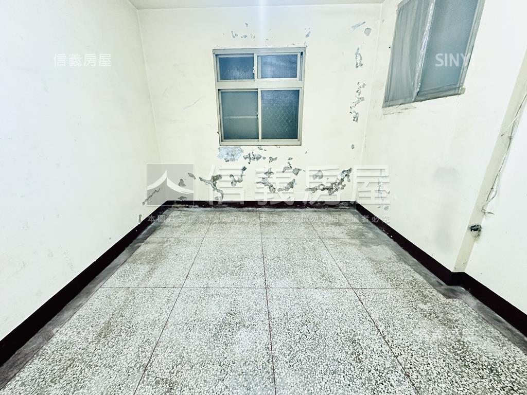 正市區便宜大透天房屋室內格局與周邊環境
