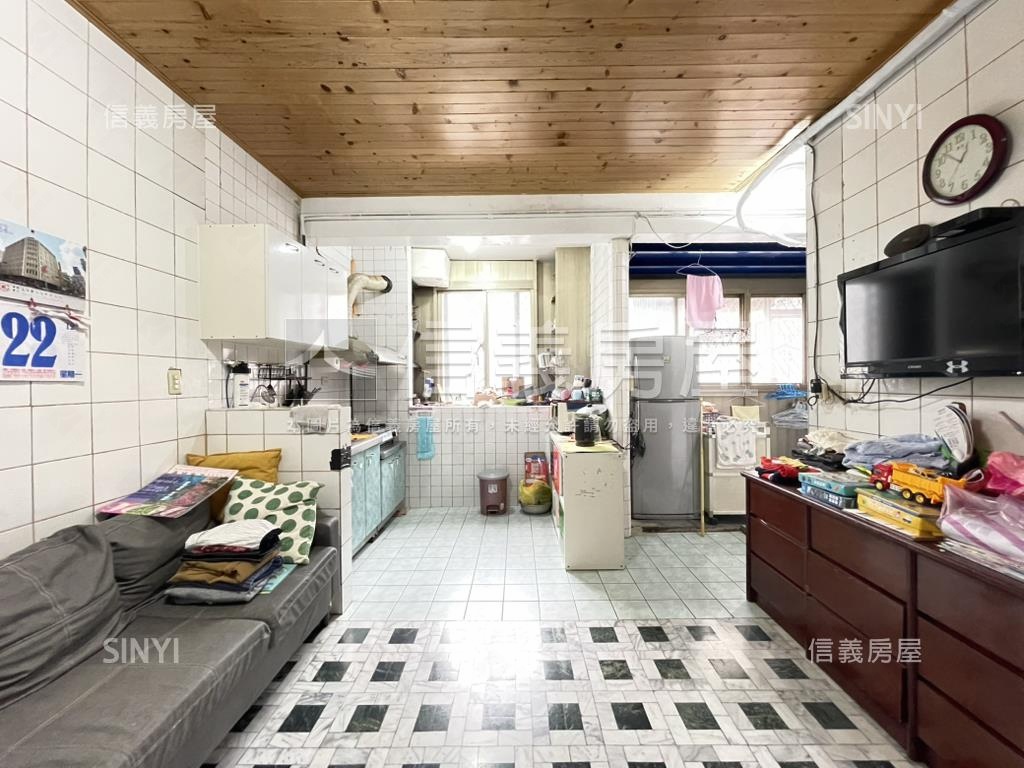 【稀有】新生靜巷亮麗頂加房屋室內格局與周邊環境