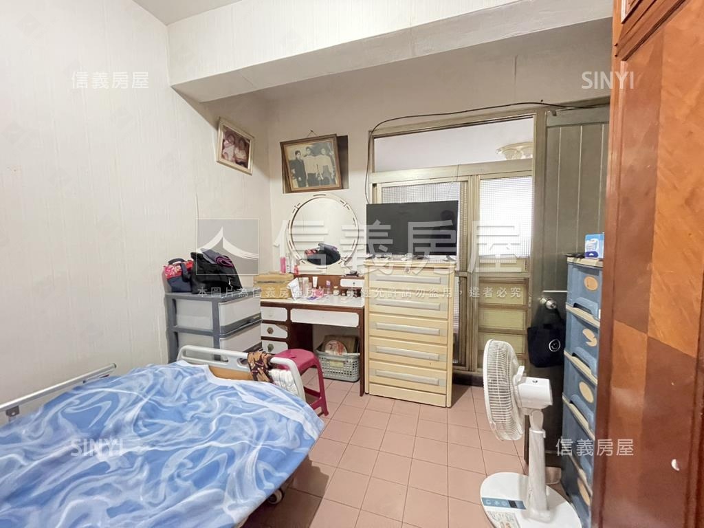 【稀有】新生靜巷亮麗頂加房屋室內格局與周邊環境