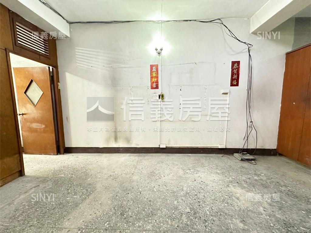 南京三民低總價黃金三樓房屋室內格局與周邊環境