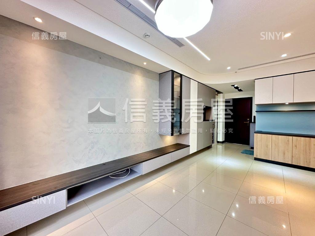 專任誠美學景觀三房車位房屋室內格局與周邊環境