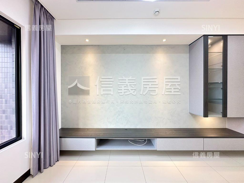 專任誠美學景觀三房車位房屋室內格局與周邊環境