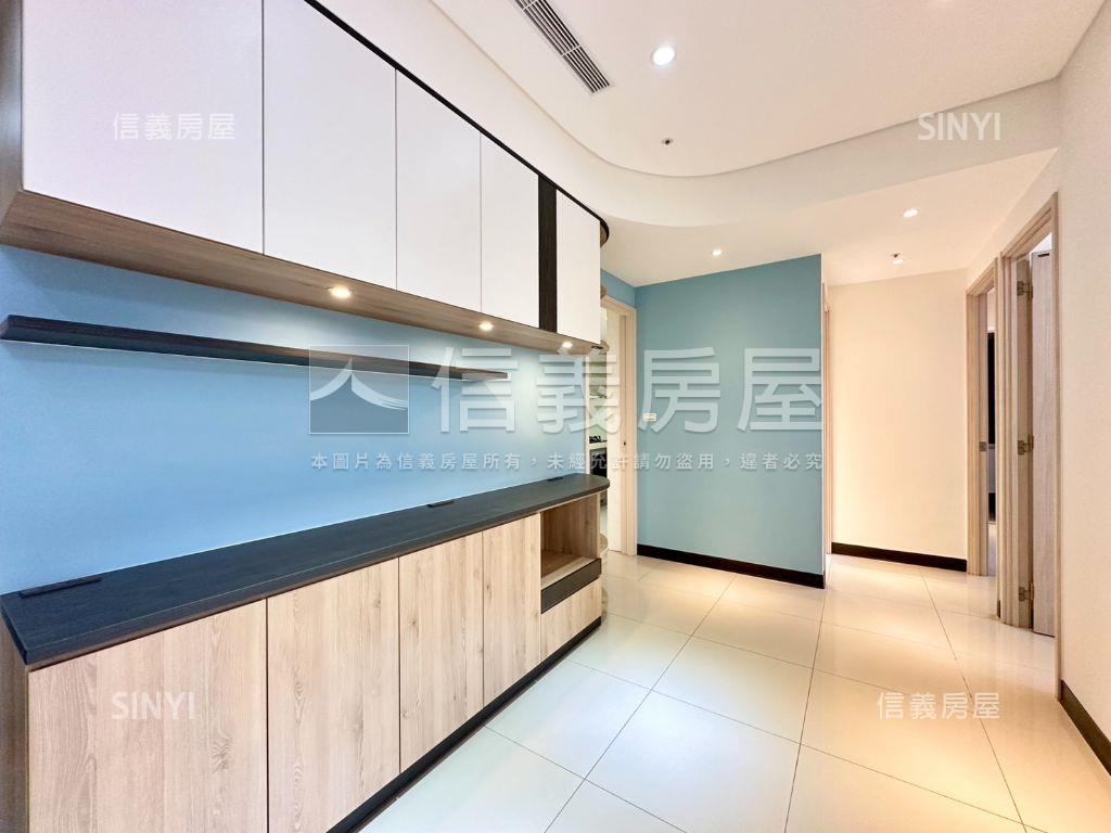 專任誠美學景觀三房車位房屋室內格局與周邊環境
