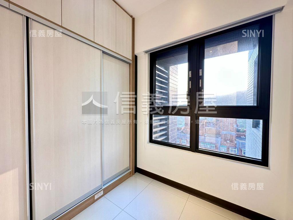 專任誠美學景觀三房車位房屋室內格局與周邊環境