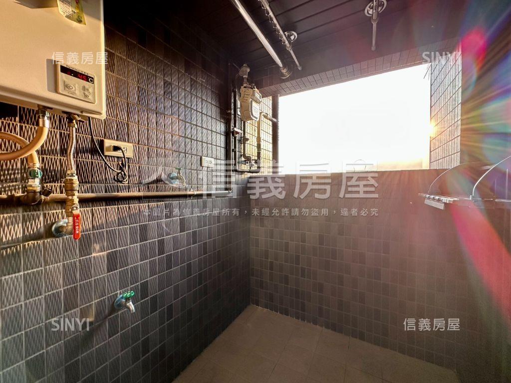 專任誠美學景觀三房車位房屋室內格局與周邊環境