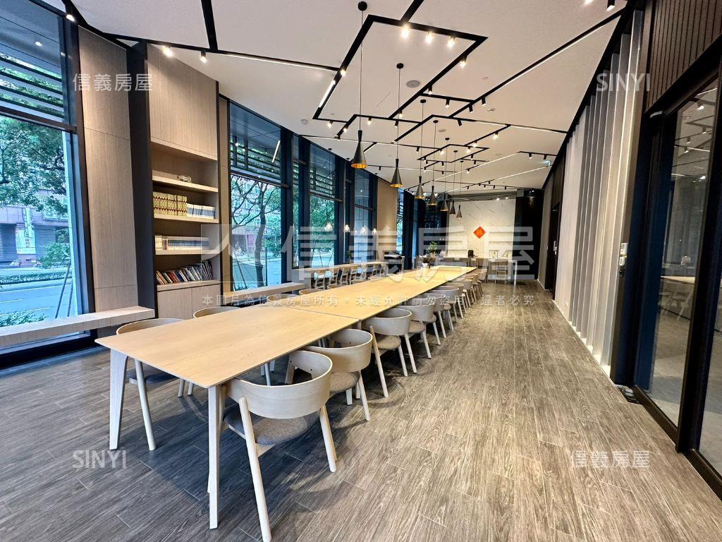 專任誠美學景觀三房車位房屋室內格局與周邊環境