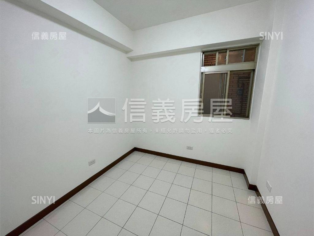 中崙一標漂亮美三房房屋室內格局與周邊環境