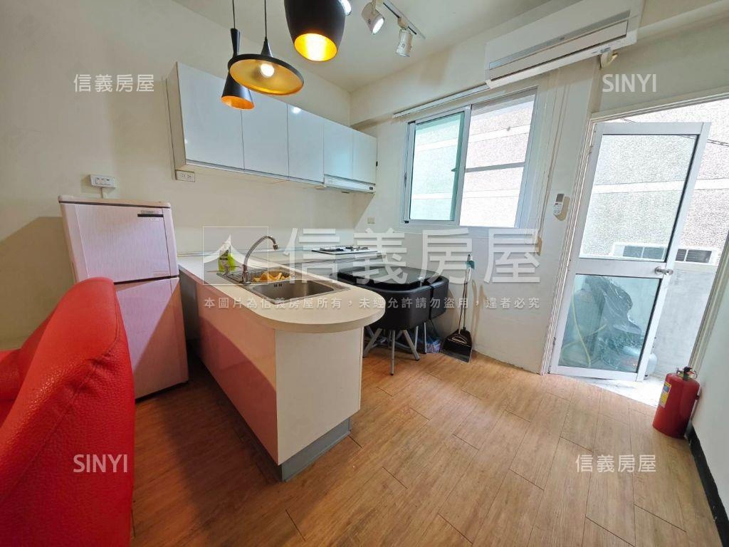 中華路三房採光溫馨美寓房屋室內格局與周邊環境