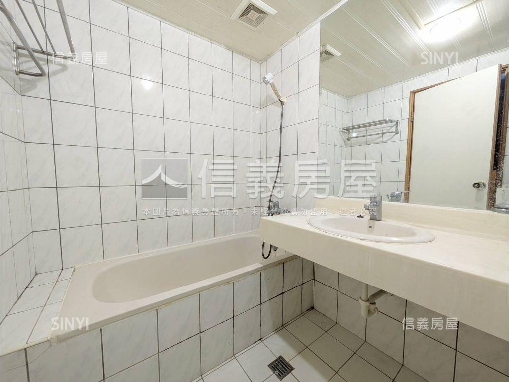 ★中壢百老匯高樓層套房★房屋室內格局與周邊環境
