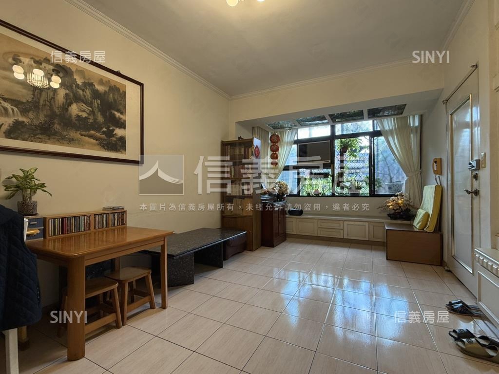 新接。臨江公園三房美廈房屋室內格局與周邊環境