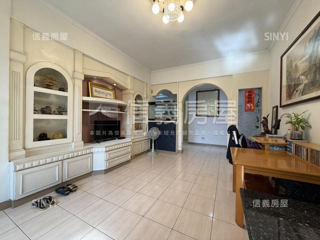 新接。臨江公園三房美廈房屋室內格局與周邊環境