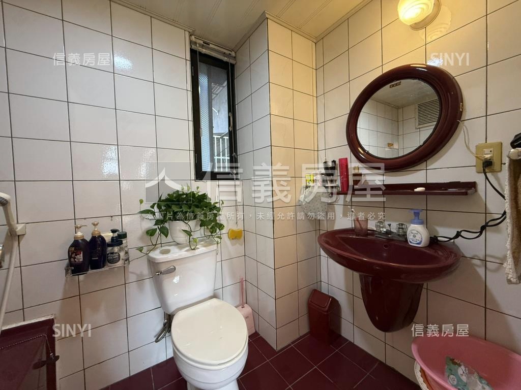 新接。臨江公園三房美廈房屋室內格局與周邊環境