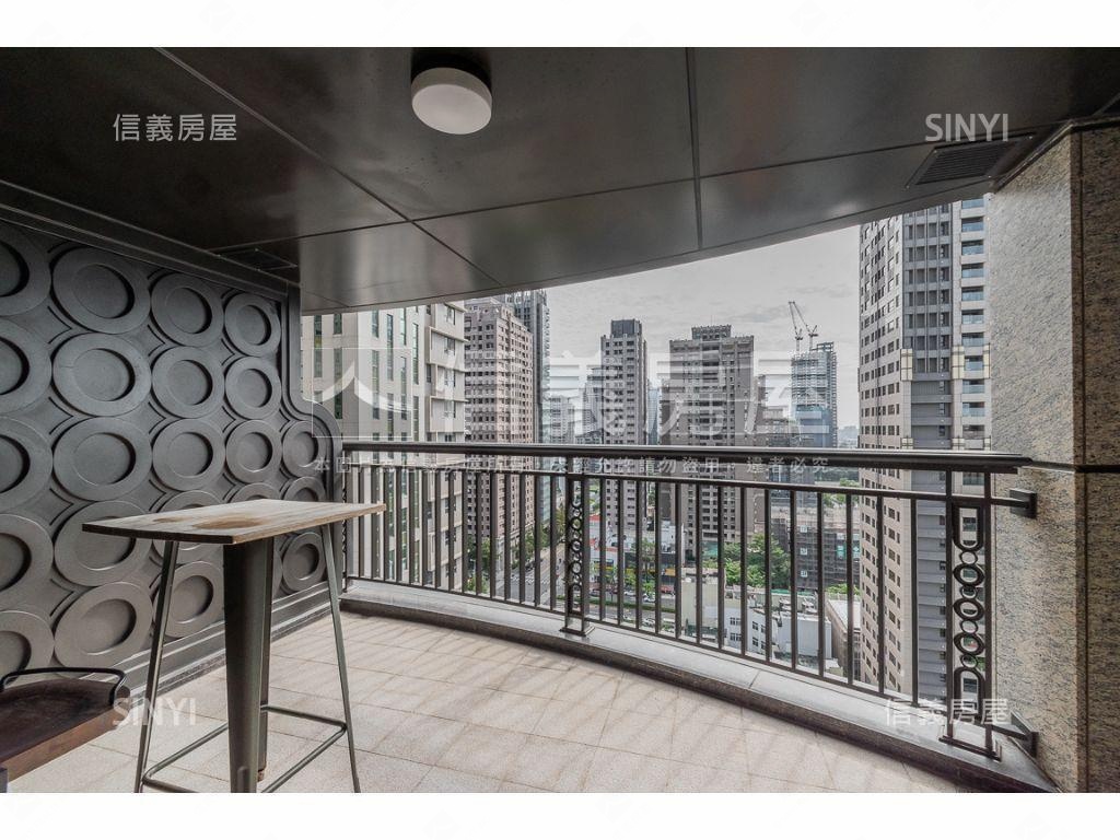 先看這間美裝潢－台中帝寶房屋室內格局與周邊環境