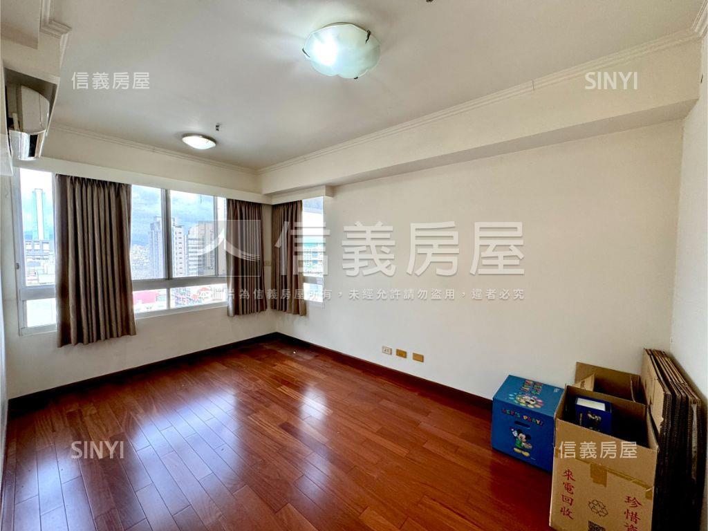 璀璨之旅公益商圈高樓四房房屋室內格局與周邊環境