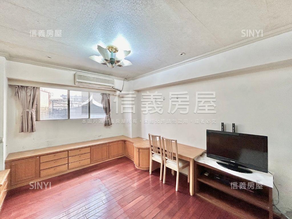 典藏遠東新世紀房屋室內格局與周邊環境
