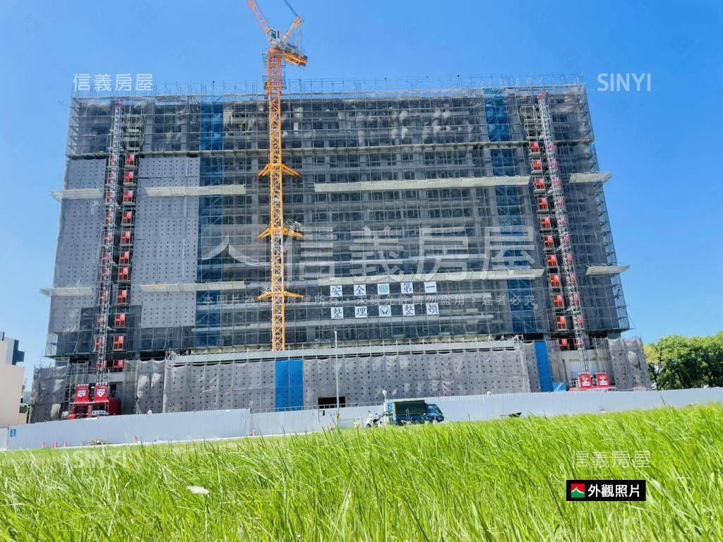 平轉海景鉑悅２房＋車位房屋室內格局與周邊環境