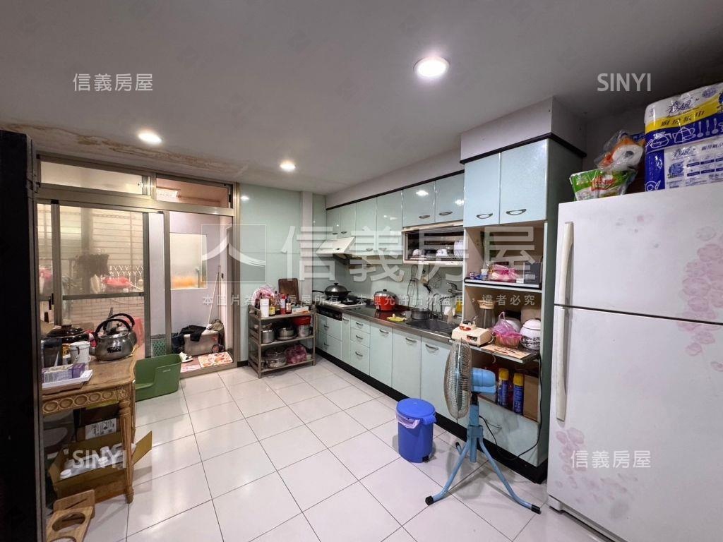 免爬高三民路公寓二樓房屋室內格局與周邊環境