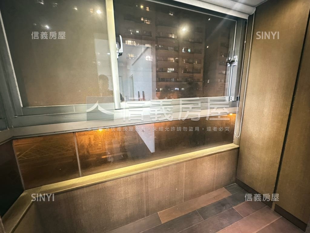 專任荷蘭村超值三房附車位房屋室內格局與周邊環境