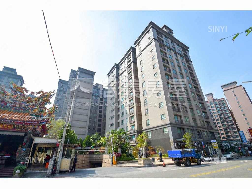 稀有前陽台進出三房車位房屋室內格局與周邊環境