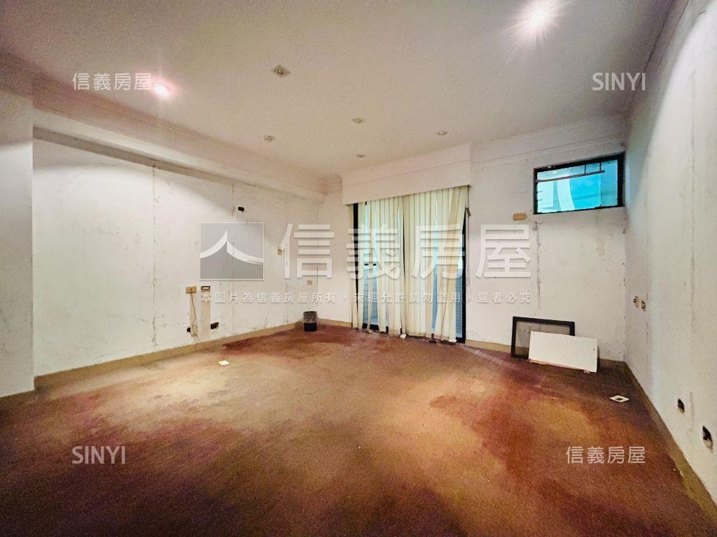 中山二路大坪數金店辦房屋室內格局與周邊環境