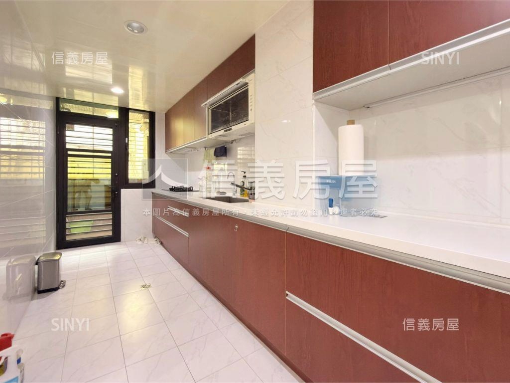 仁愛安和靜巷電梯美裝高樓房屋室內格局與周邊環境