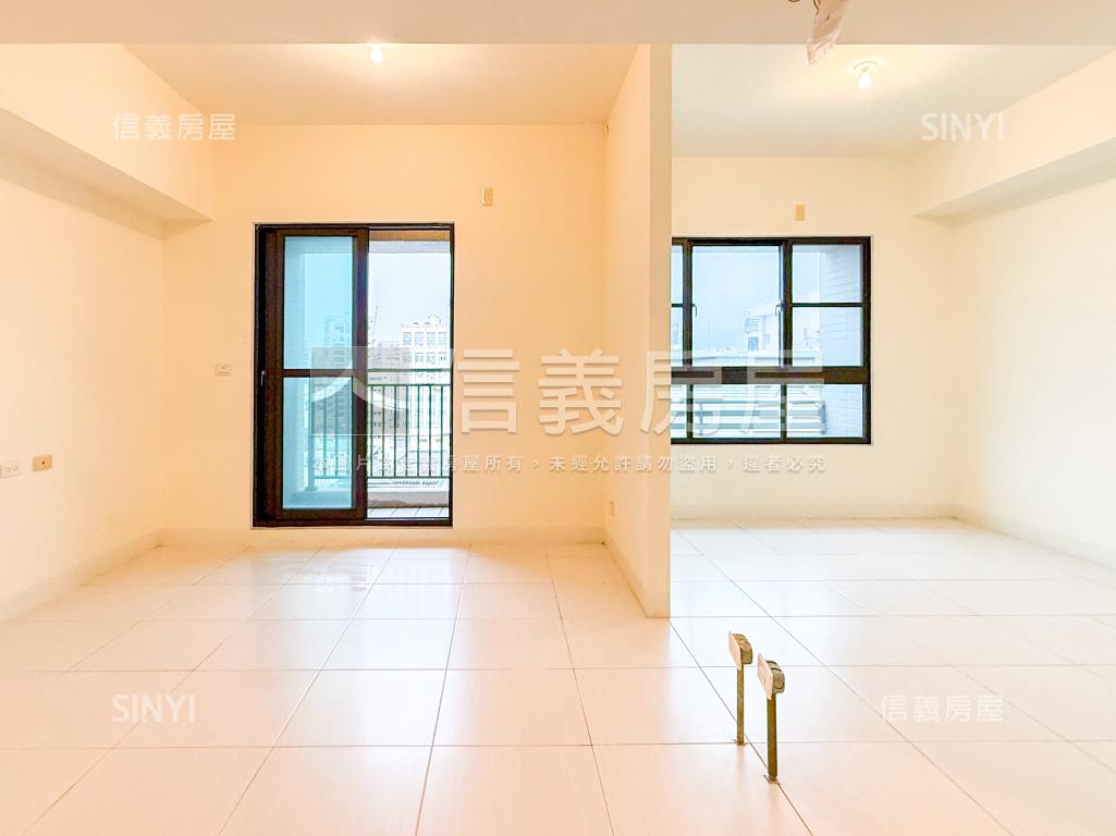 美麗島站高樓採光兩房車位房屋室內格局與周邊環境