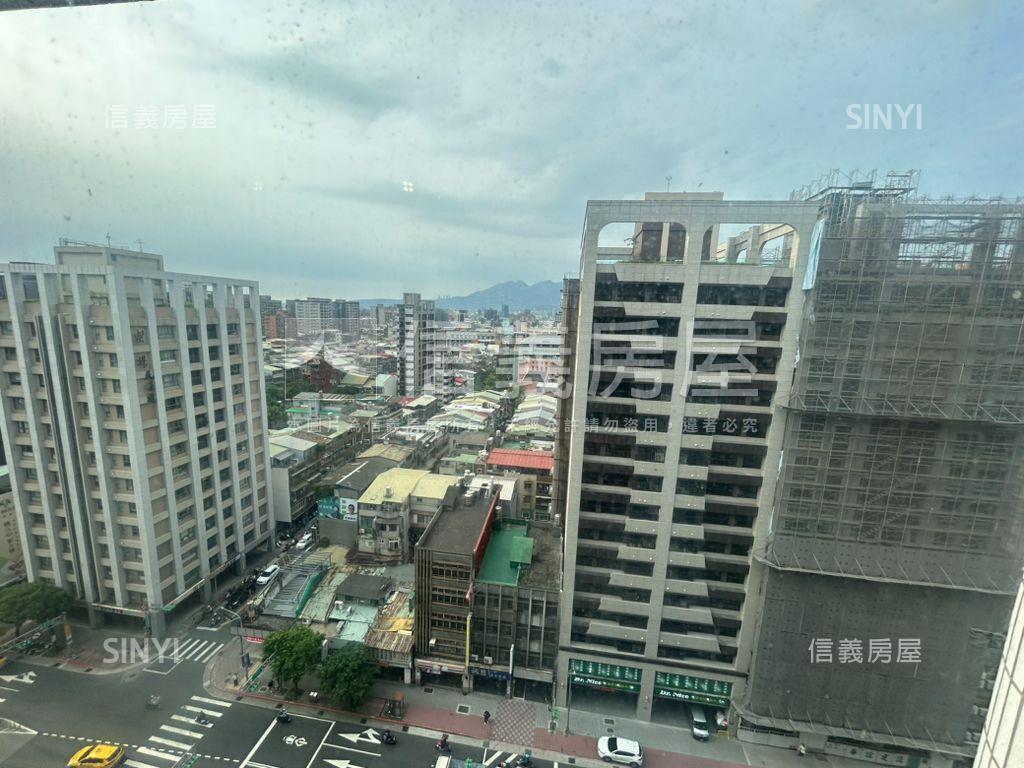 民權西路捷運車位高樓美居房屋室內格局與周邊環境