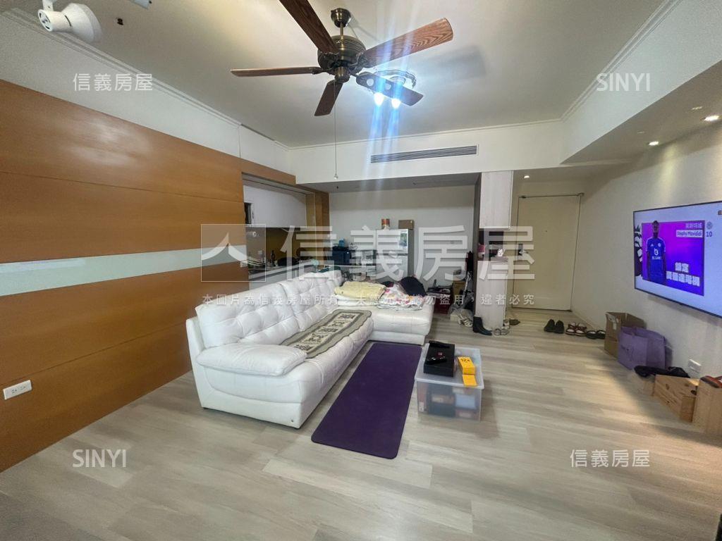 民權西路捷運車位高樓美居房屋室內格局與周邊環境