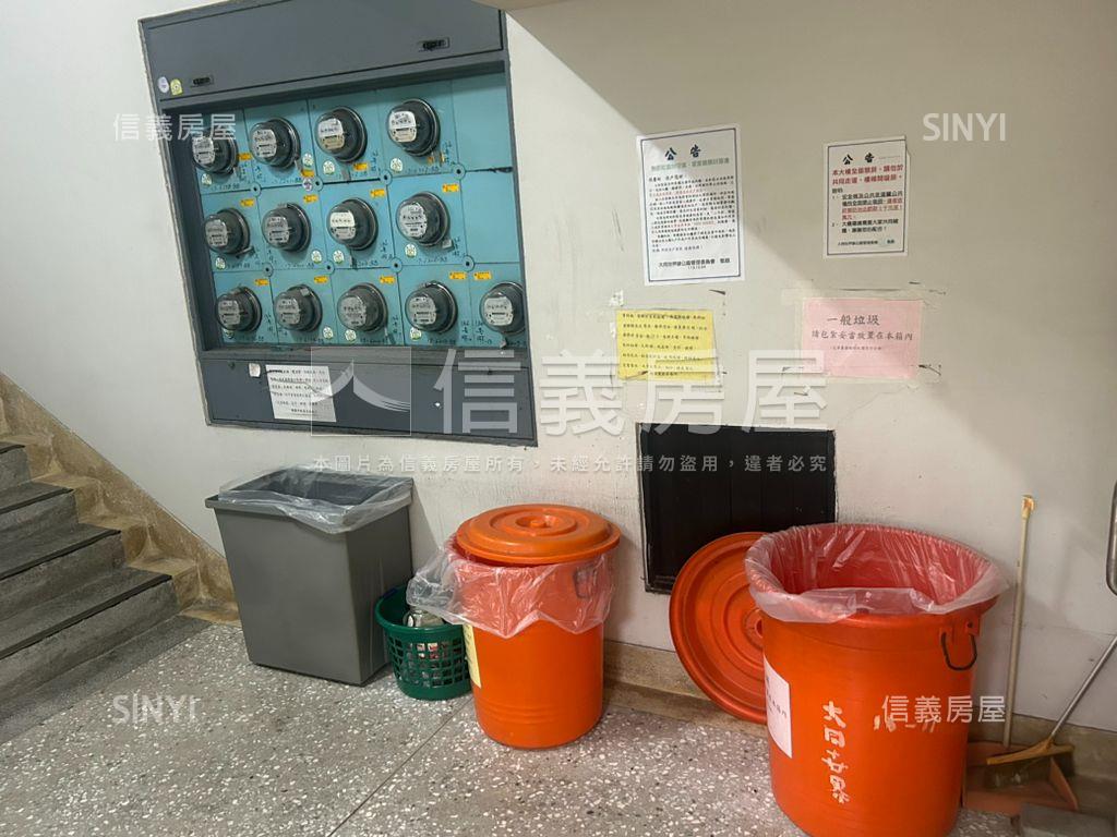 民權西路捷運車位高樓美居房屋室內格局與周邊環境