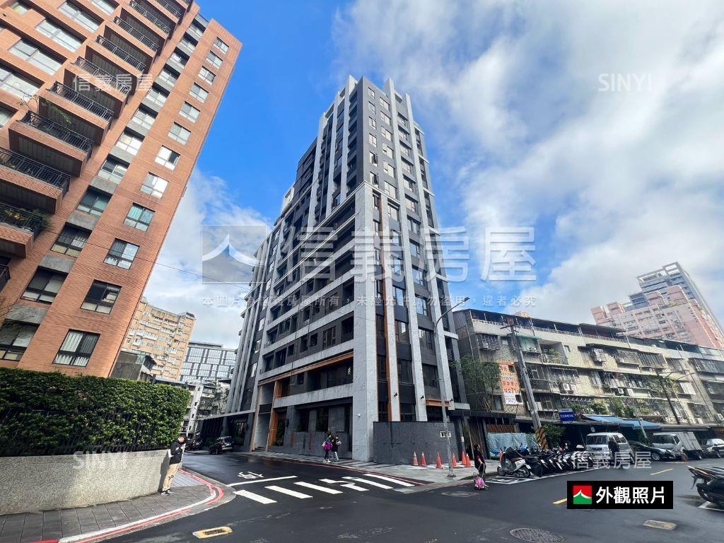 近南港四鐵御織間精緻美宅房屋室內格局與周邊環境