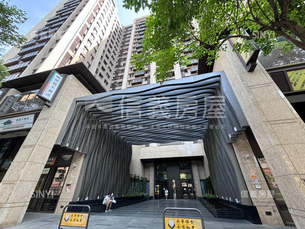 捷運宅！兩房兩衛裝潢戶房屋室內格局與周邊環境