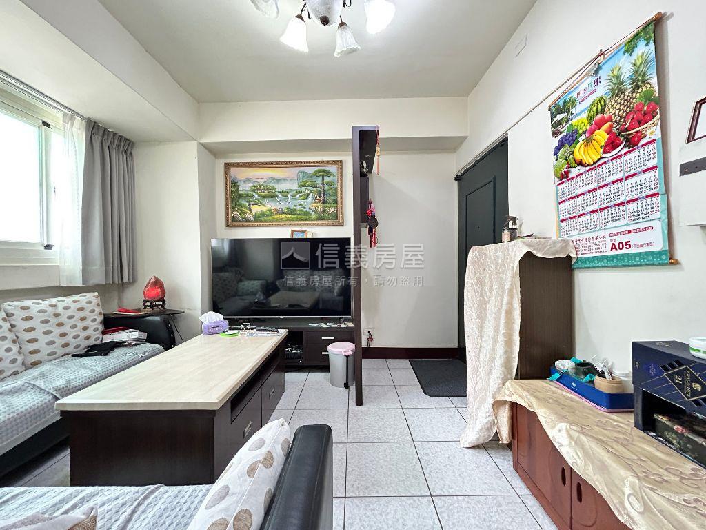 近國光花市採光佳兩房房屋室內格局與周邊環境