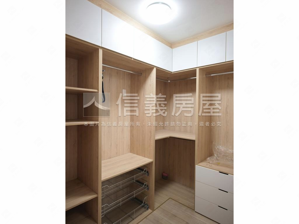 大綠地三面採光裝潢宅房屋室內格局與周邊環境